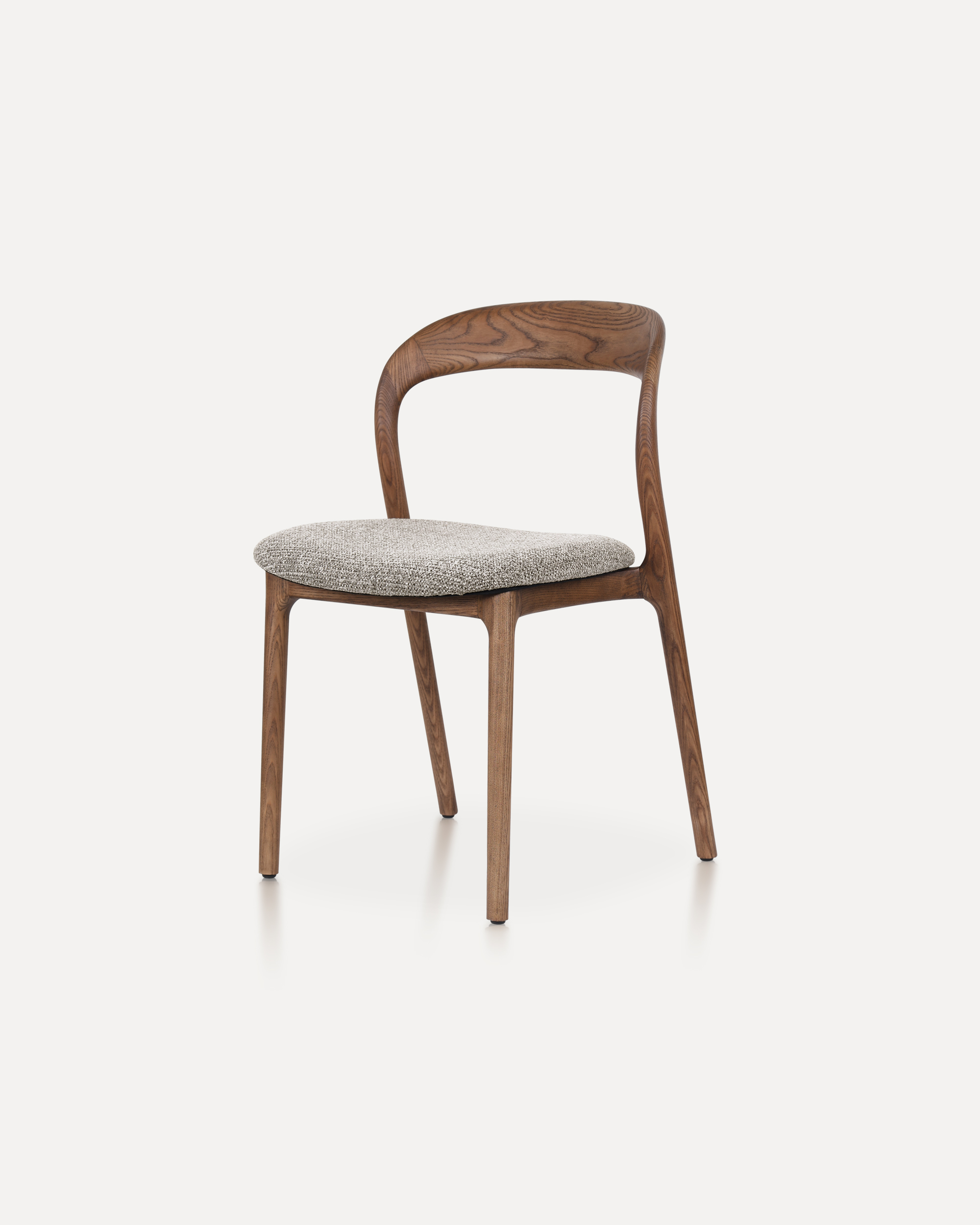 The Epitome of Minimalism Echo Chair